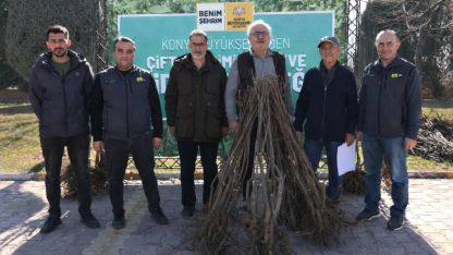 Konya Büyükşehir’den çiftçilere 23 bin 530 fidan desteği