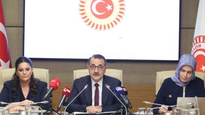 Komisyon beklenen raporu sundu... Türkiye yapay zekâda üreten ve düzenleyen olacak