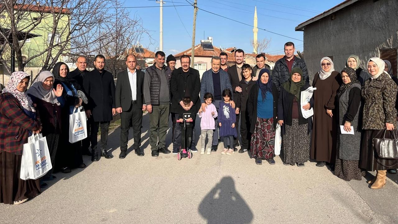 Ak Parti Aksaray Teşkilatı Ramazan'da Sokak Sokak Geziyor