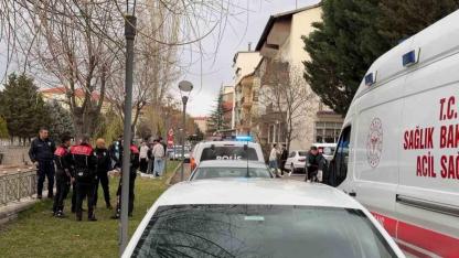 Aksaray'da akranını bıçakla ağır yaraladı