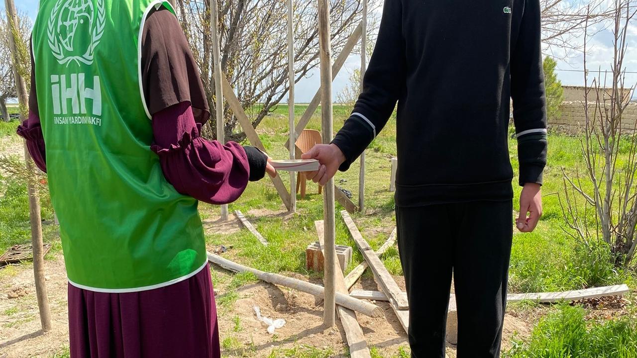 Aksaray İHH Eskil Temsilciliği’nden Anlamlı Çalışma: Kur’an-ı Kerim Meali Dağıtımı Gerçekleştirildi