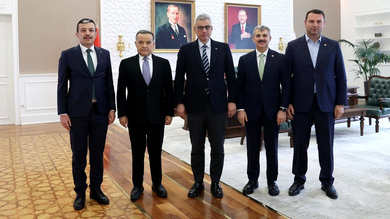 Sağlık Bakanlığı’nda Aksaray Zirvesi: Yatırımlar ve Projeler Konuşuldu